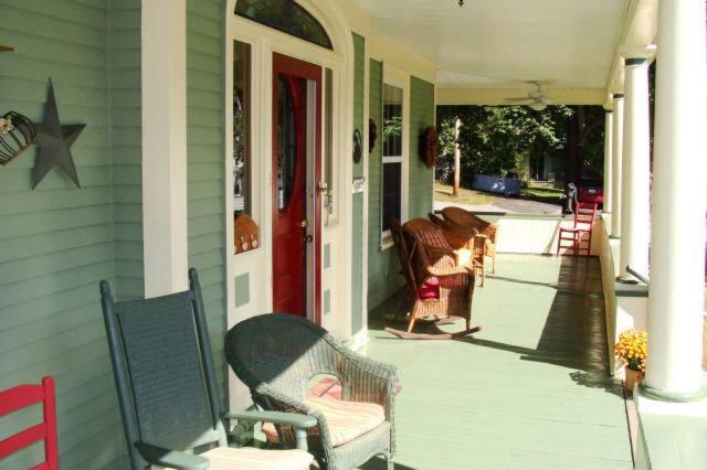 The Young House Bed And Breakfast Millinocket Екстер'єр фото